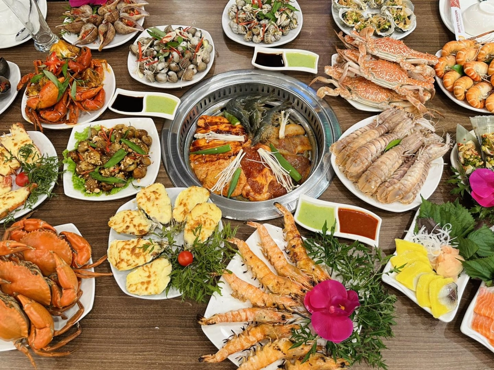 Đừng quên khám phá ẩm thực quanh bãi biển Nguyễn Tất Thành đậm vị