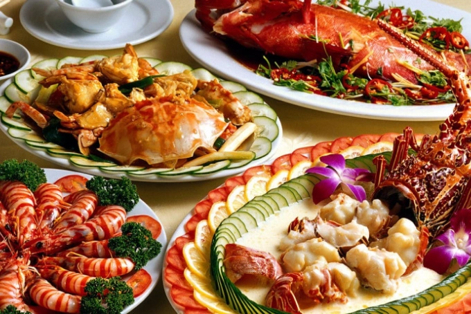 Đắm chìm trong hải sản tươi ngon đậm đà hương vị vùng biển