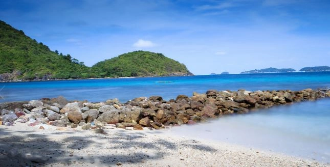 Trải nghiệm Bãi cát dài thơ mộng dừa lao mình xuống biển thơ mộng