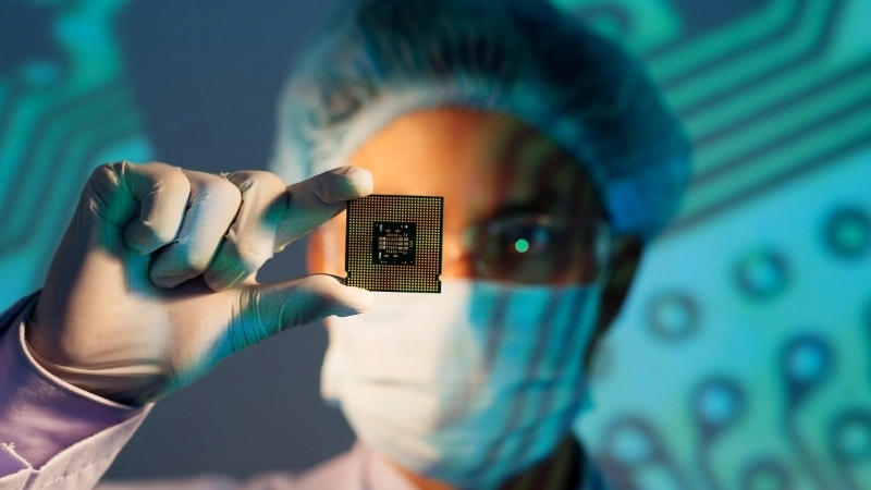 Vì sao chất bán dẫn được dùng để sản xuất chip?