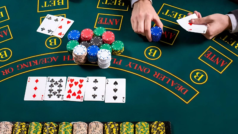 Chủ động dẫn dắt ván bài bằng cách bet thông minh