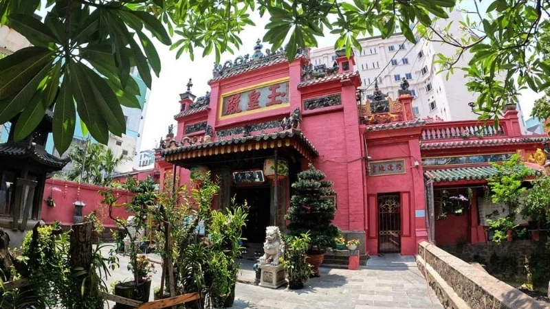 Chùa Ngọc Hoàng xây dựng năm nào?