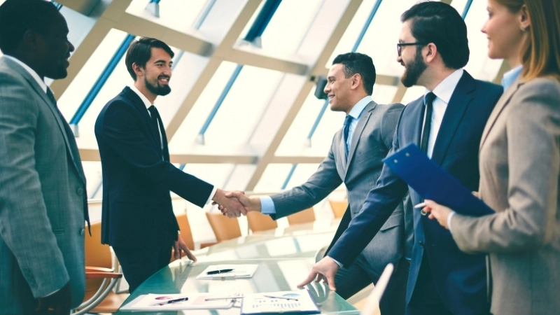 Cơ cấu tổ chức công ty cổ phần với các cổ đông và hội đồng quản trị 