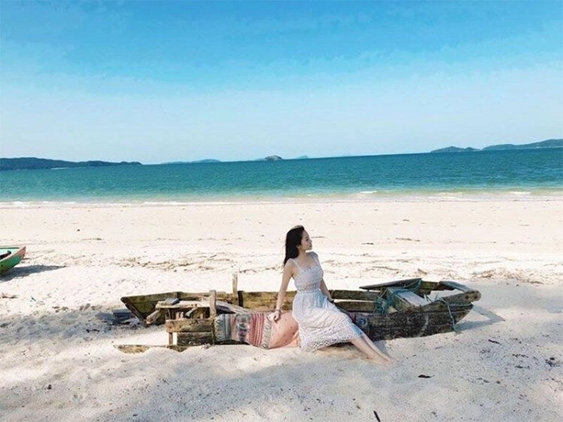 Say mê cảnh sắc các bãi biển tuyệt đẹp rực nắng