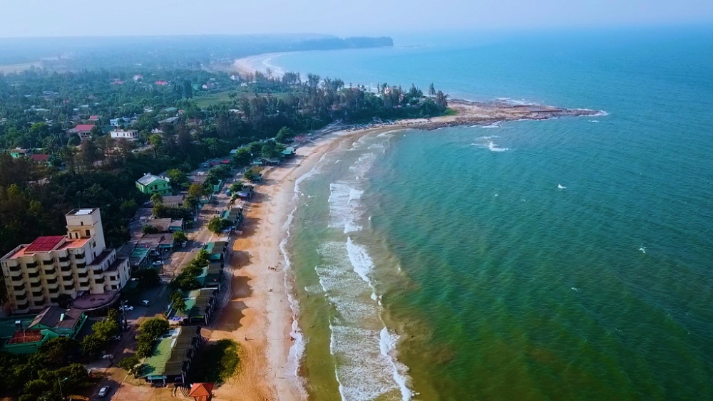 Khám phá ngay biển Cửa Tùng ở đâu thu hút du khách