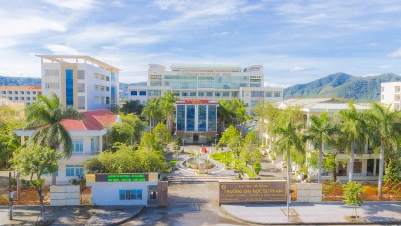 Đại học Đà Nẵng còn tổ chức đào tạo các hệ vừa làm vừa học và đào tạo từ xa