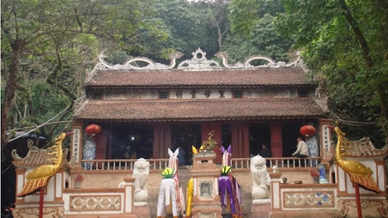 Khám phá vẻ đẹp đền Chợ Củi