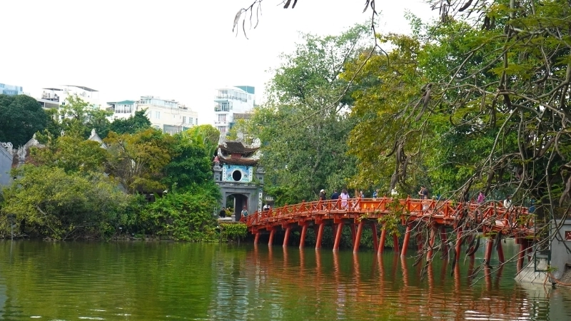 Cầu Thê Húc – cây cầu đón ánh mặt trời