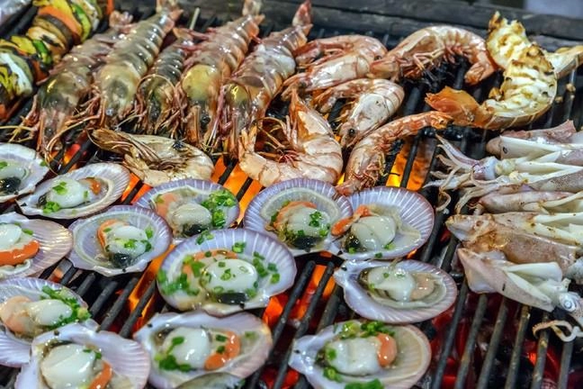 Đậm đà hương vị biển với ẩm thực tại bãi biển Đồ Sơn hấp dẫn
