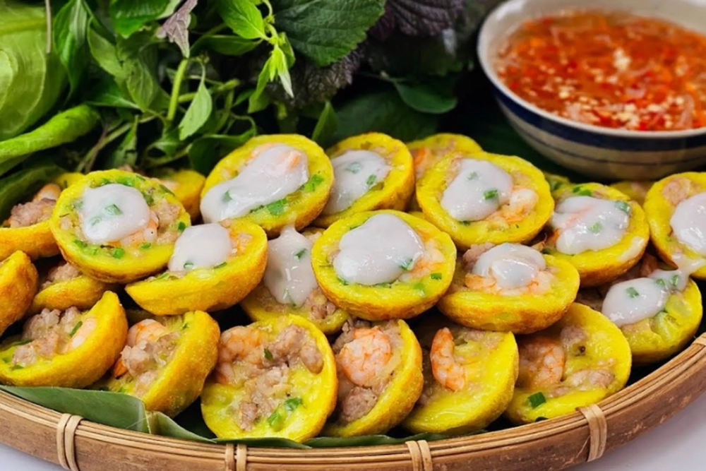 Ghé thử bánh khọt Vũng Tàu giòn thơm nức mũi