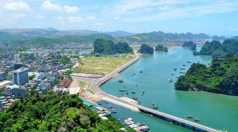 Cùng tìm hiểu xem hòn gai ở đâu Hạ Long