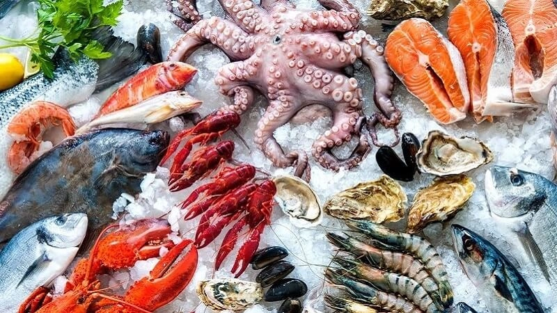 No nê với thưởng thức hải sản tươi sống thơm ngon