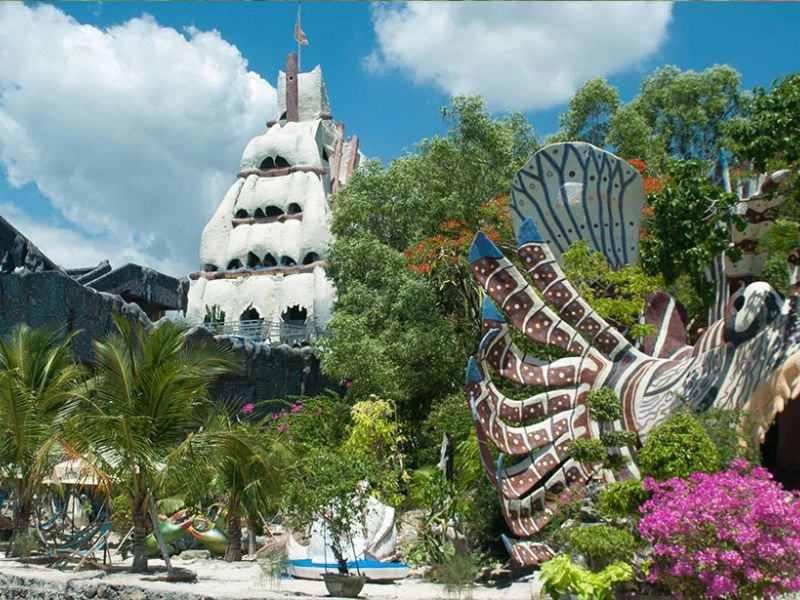 Tham quan đại dương thu nhỏ tại Thủy cung Trí Nguyên