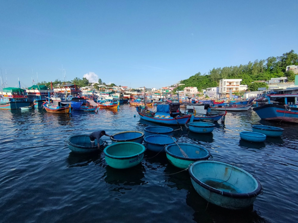 Lắng nghe nhịp sống tại Làng chài Trí Nguyên yên bình