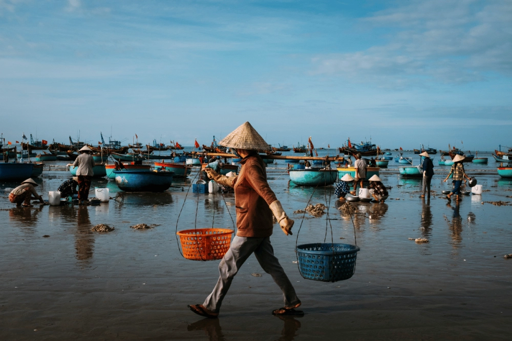 Thử một lần ghé thăm làng chài ven biển