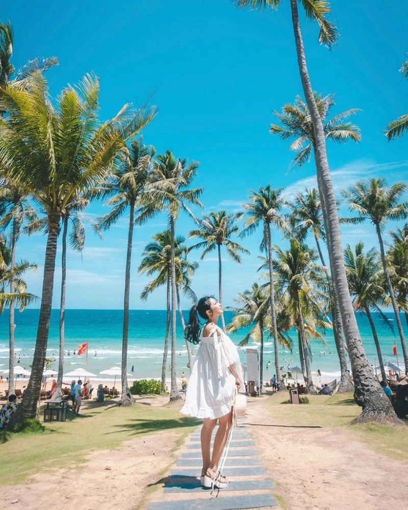 Tự tin thả dáng sống ảo giữa thiên nhiên nguyên sơ cực chất