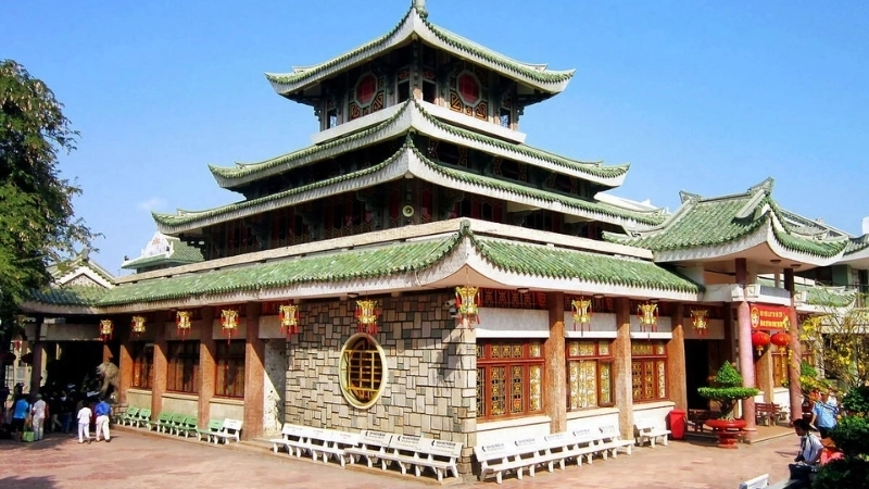 Bà Chúa Xứ Núi Sam là ai?