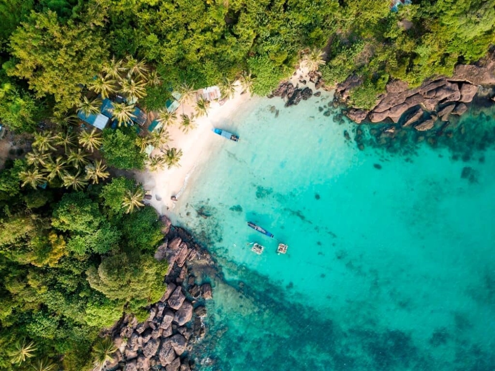 Gợi ý du lịch hòn móng tay mùa nào lý tưởng để chill