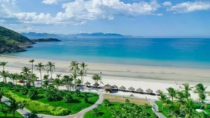 Đừng bỏ lỡ thời điểm đẹp nhất đi biển Mỹ Khê tuyệt vời