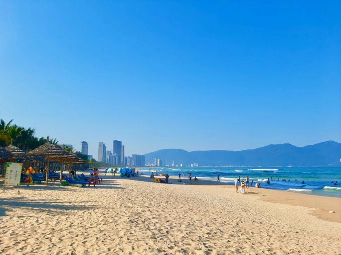 Gợi ý các bãi tắm an toàn nhất tại biển Mỹ Khê nên ghé qua