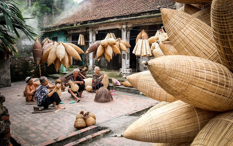 Trải nghiệm mộc mạc ở làng nghề truyền thống và chợ quê Hải Lăng