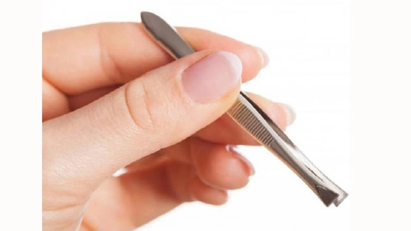 Mẹo và biện pháp chữa trị khi bị tổn thương do nhổ lông chân