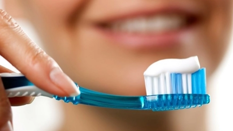 Triệu chứng khi bị nuốt kem đánh răng