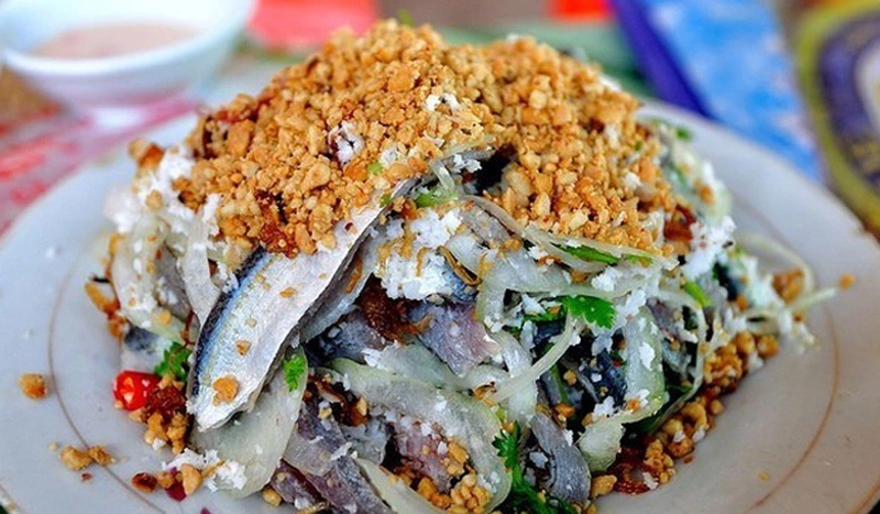 Hương vị tươi ngon từ gỏi cá trích miền biển