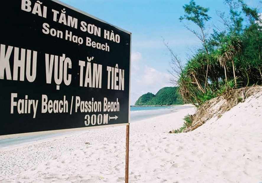 Cháy hết mình cùng bãi Sơn Hào sôi động