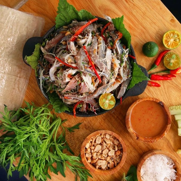 Đậm đà hương vị gỏi cá trích phú quốc tươi ngon