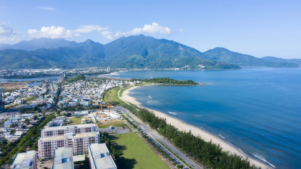 Khám phá giới thiệu về biển Nguyễn Tất Thành tươi đẹp