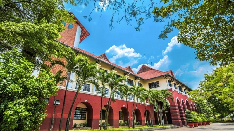 Giới thiệu trường Đại học Công nghệ Đồng Nai 