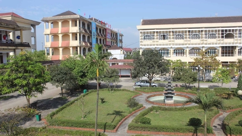 Trường Đại học Hà Tĩnh tuyển sinh