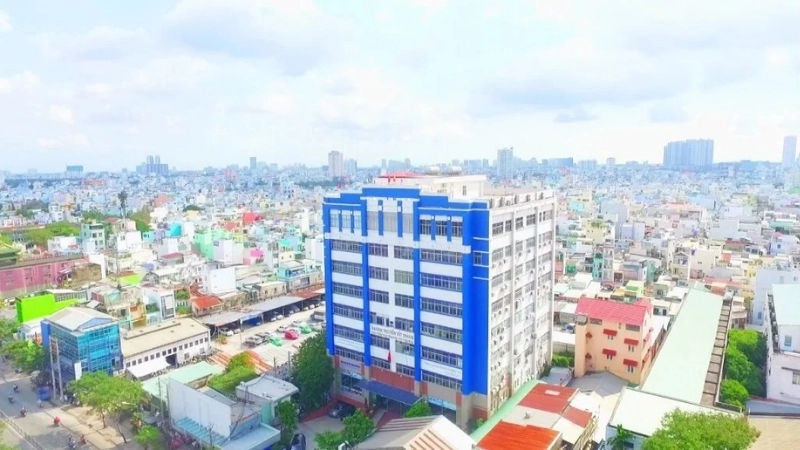 Cơ sở Quận 4 – Trung tâm đào tạo Y khoa và Nghệ thuật