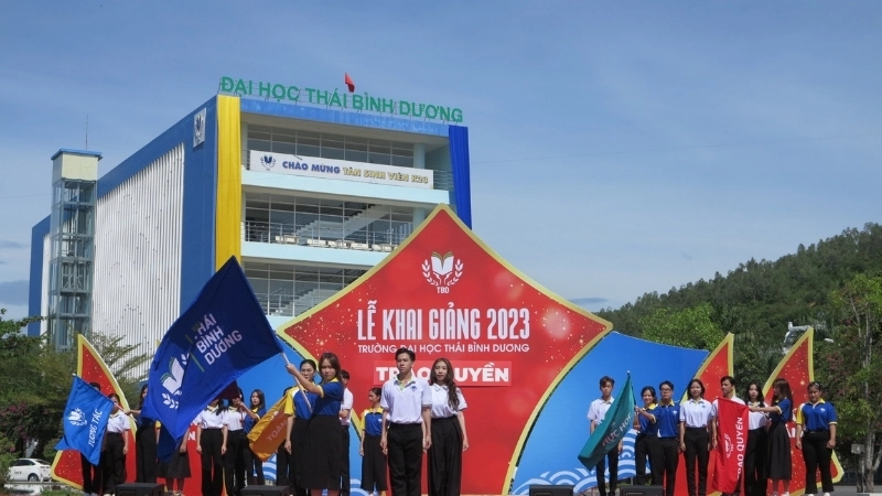 Học phí năm 2025