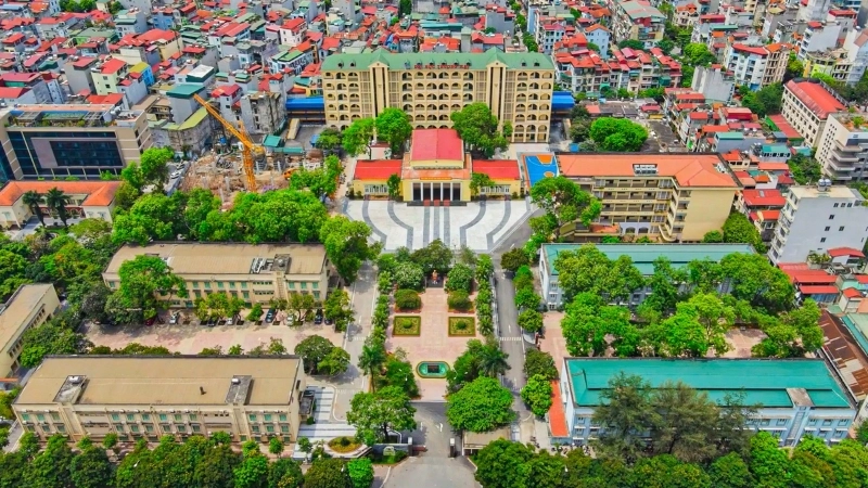 Học phí năm học 2025–2026