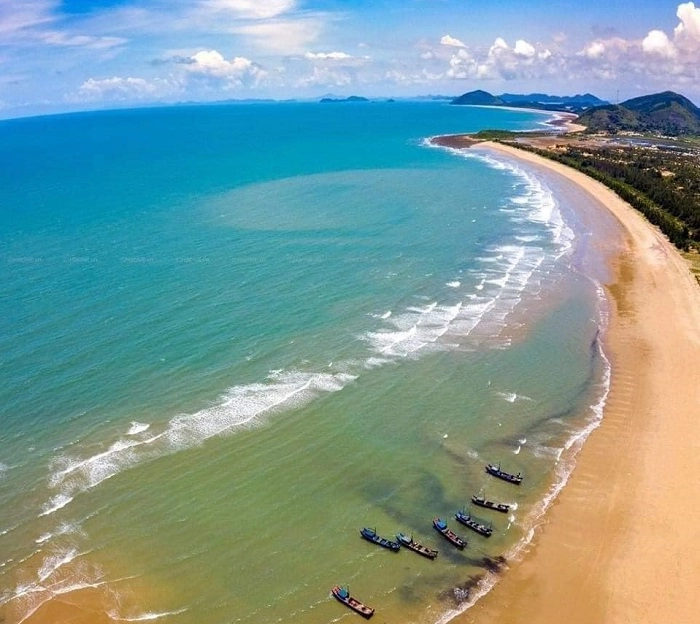 Đừng bỏ lỡ khung cảnh thơ mộng tại Vụng Dầm